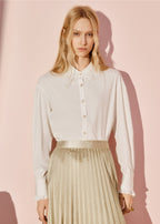 Embroidered Neck Loose Long-sleeved Top