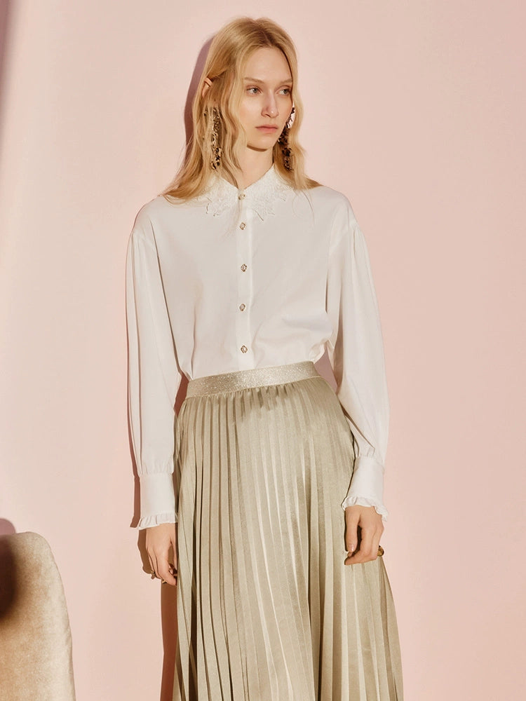 Embroidered Neck Loose Long-sleeved Top