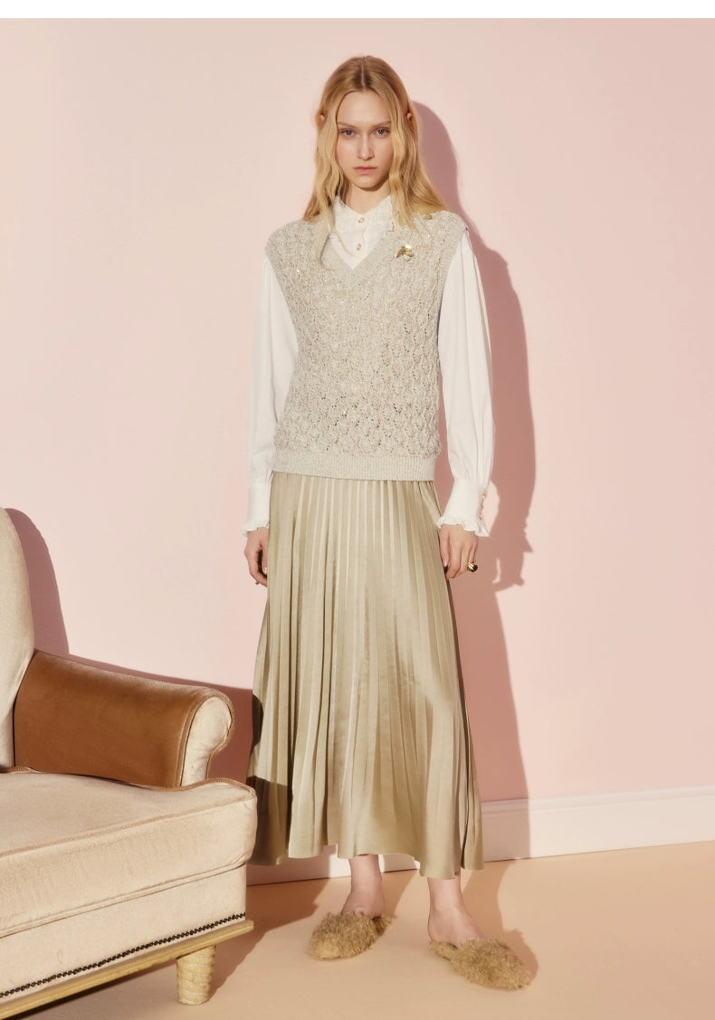 Embroidered Neck Loose Long-sleeved Top