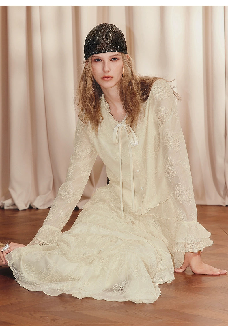 Lace Sleeve Double Flared Sleeves Short Blouse